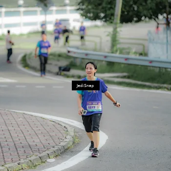 Runner Photo 8333650