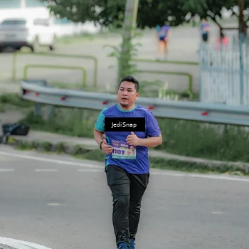 Runner Photo 8333690