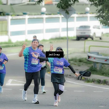 Runner Photo 8333693