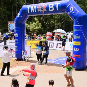 Runner Photo 83337
