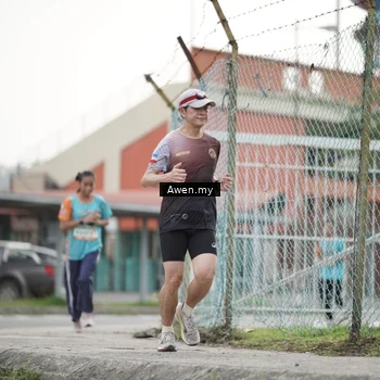 Runner Photo 8333710