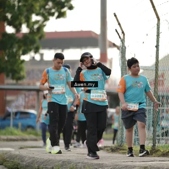 Runner Photo 8333715