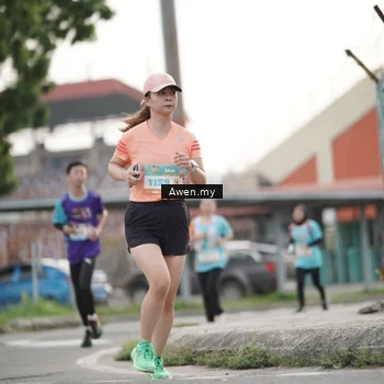 Runner Photo 8333745