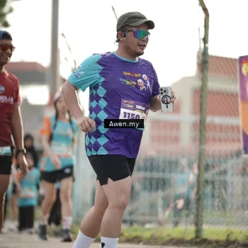 Runner Photo 8333750