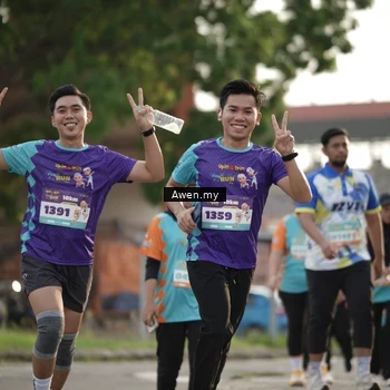 Runner Photo 8333755