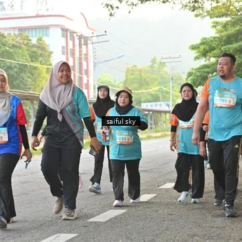 Runner Photo 8333756