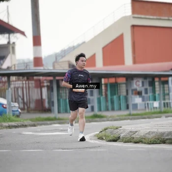 Runner Photo 8333873