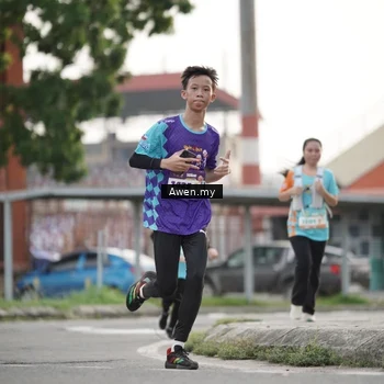 Runner Photo 8333883