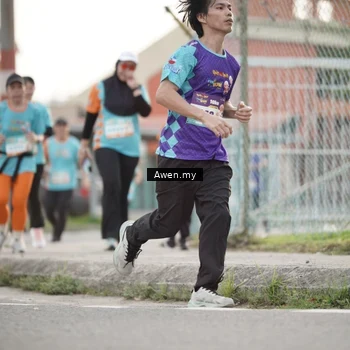 Runner Photo 8333903