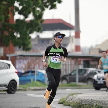 Runner Photo 8333913