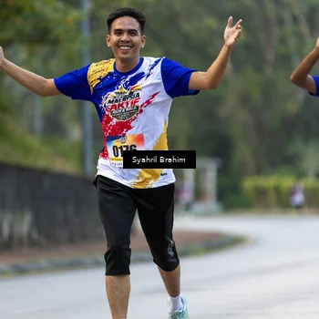 Runner Photo 8333921