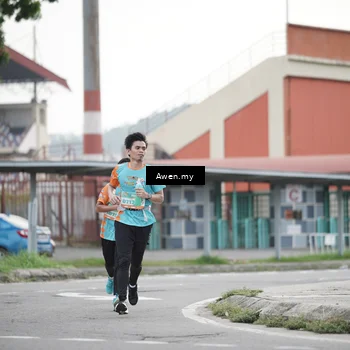 Runner Photo 8333945