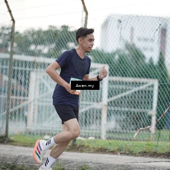 Runner Photo 8333958