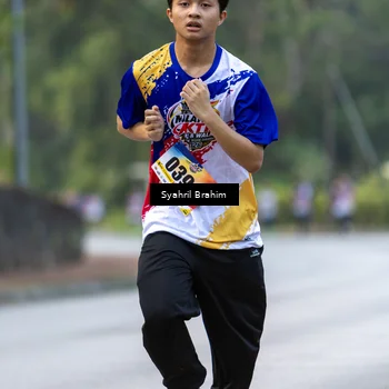 Runner Photo 8334025
