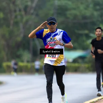 Runner Photo 8334027