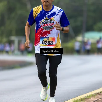 Runner Photo 8334032
