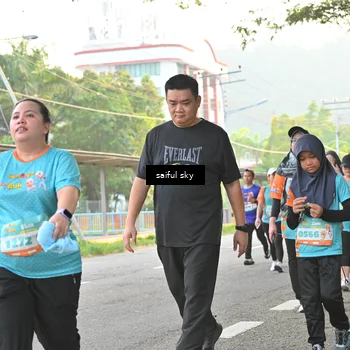 Runner Photo 8334043