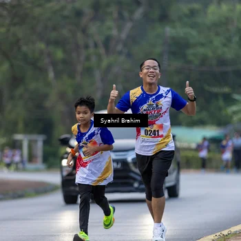 Runner Photo 8334053