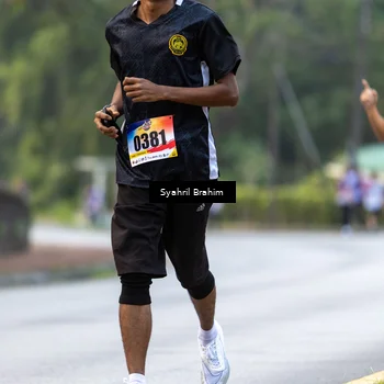 Runner Photo 8334097
