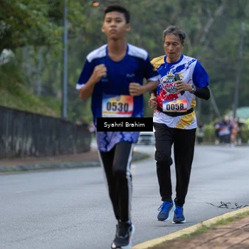 Runner Photo 8334165