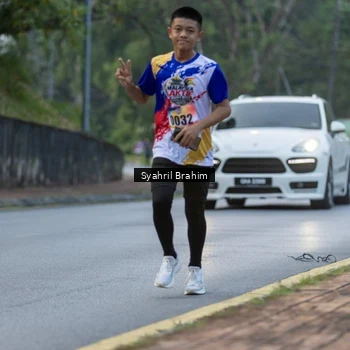 Runner Photo 8334173