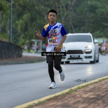 Runner Photo 8334178