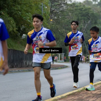 Runner Photo 8334215
