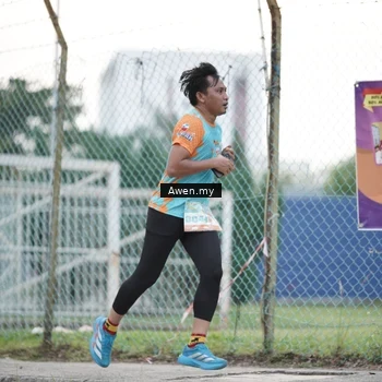 Runner Photo 8334242