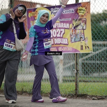 Runner Photo 8334251