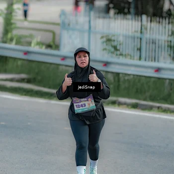 Runner Photo 8334263