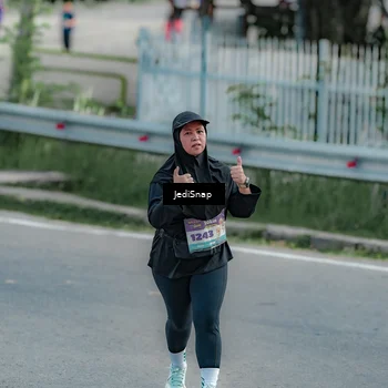 Runner Photo 8334269