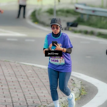 Runner Photo 8334280