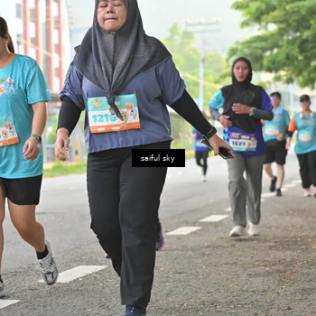 Runner Photo 8334289