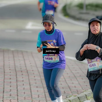 Runner Photo 8334301