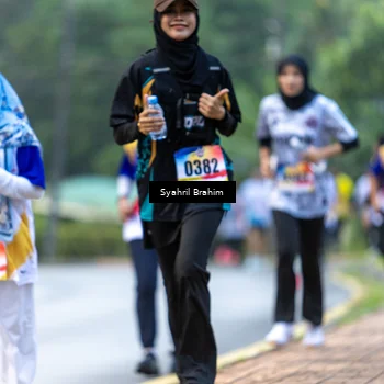 Runner Photo 8334305