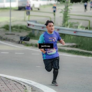 Runner Photo 8334311