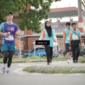 Runner Photo 8334340