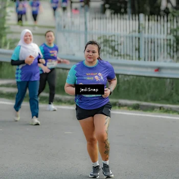 Runner Photo 8334352
