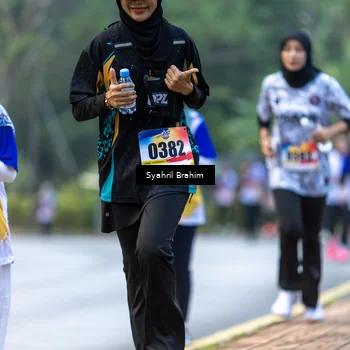 Runner Photo 8334378