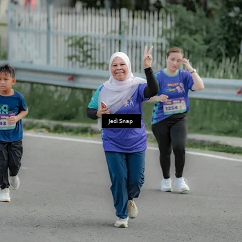 Runner Photo 8334384