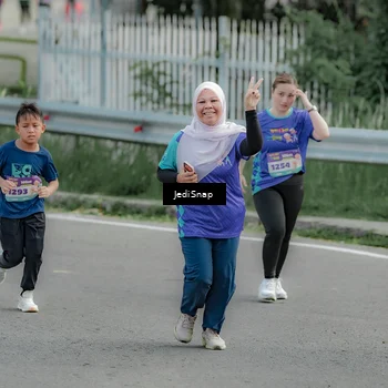 Runner Photo 8334390
