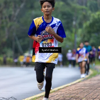 Runner Photo 8334426