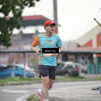 Runner Photo 8334456