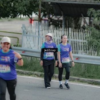 Runner Photo 8334457