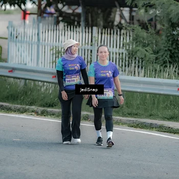 Runner Photo 8334480