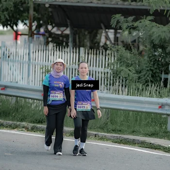 Runner Photo 8334491