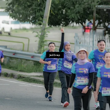 Runner Photo 8334505