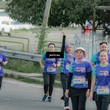 Runner Photo 8334513