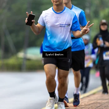 Runner Photo 8334515