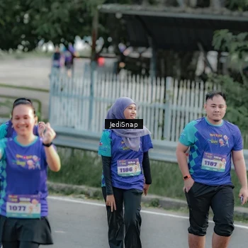 Runner Photo 8334527
